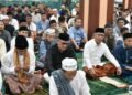 Puasa Dimulai Esok Hari, Bupati Acep Laksanakan Tarawih Pertama Disini