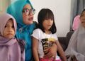 Bupati Kuningan Jadi Orang Tua Asuh Ketiga Anak Yang Ditinggal Orang Tuanya