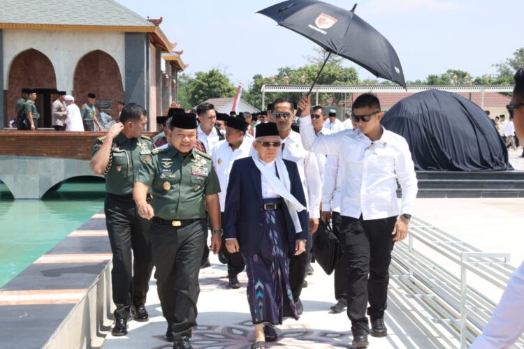 MUI dan DPR Apresiasi KSAD Jenderal Dudung Bangun Mesjid Syarif Abdurahman Cirebon