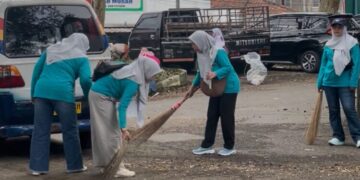 DWP Diskominfo Turut Andil, Aksi Nyata Kartini Hadirkan Kepedulian Lingkungan di Pasar Baru Kuningan